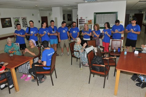 Program participants volunteering at a home for the elderly in Beer Sheva; photo courtesy Naftali Philipson.
