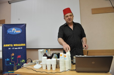 Aleksander Stukalov presenting - "The History of Coffee in Kishinev"