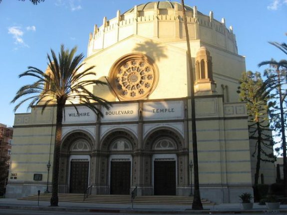 Wilshire Boulevard Temple; photo by Downtowngal via Wikimedia.